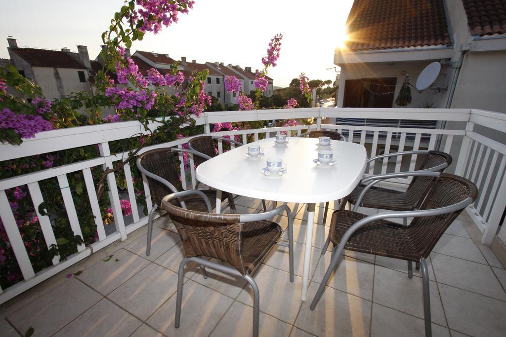 Apartments Lidus Makarska Szoba fotó