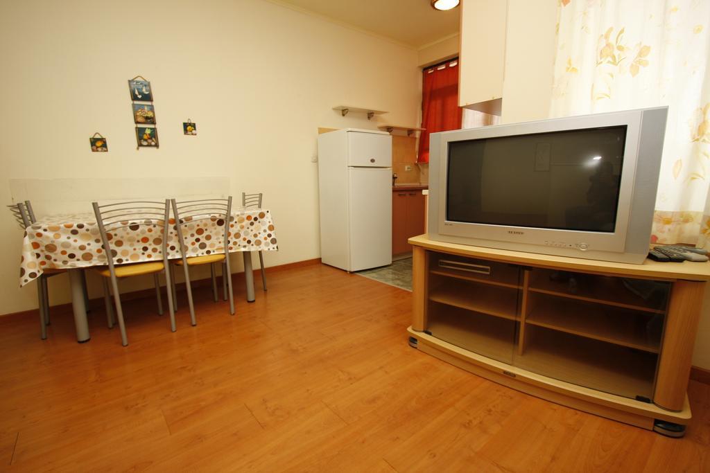 Apartments Lidus Makarska Szoba fotó