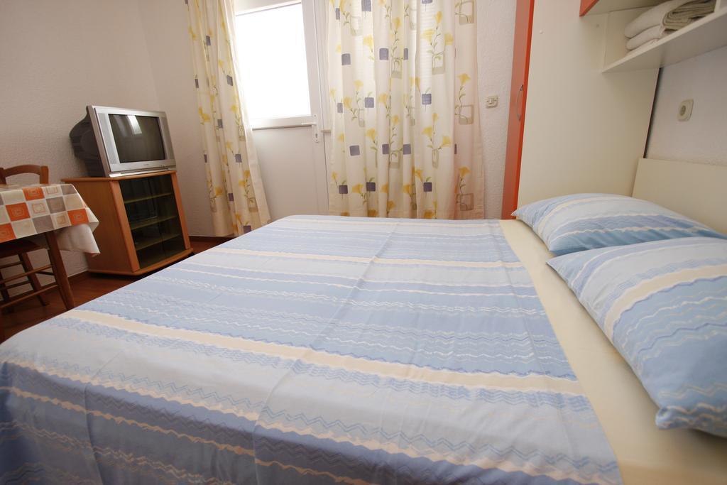Apartments Lidus Makarska Szoba fotó